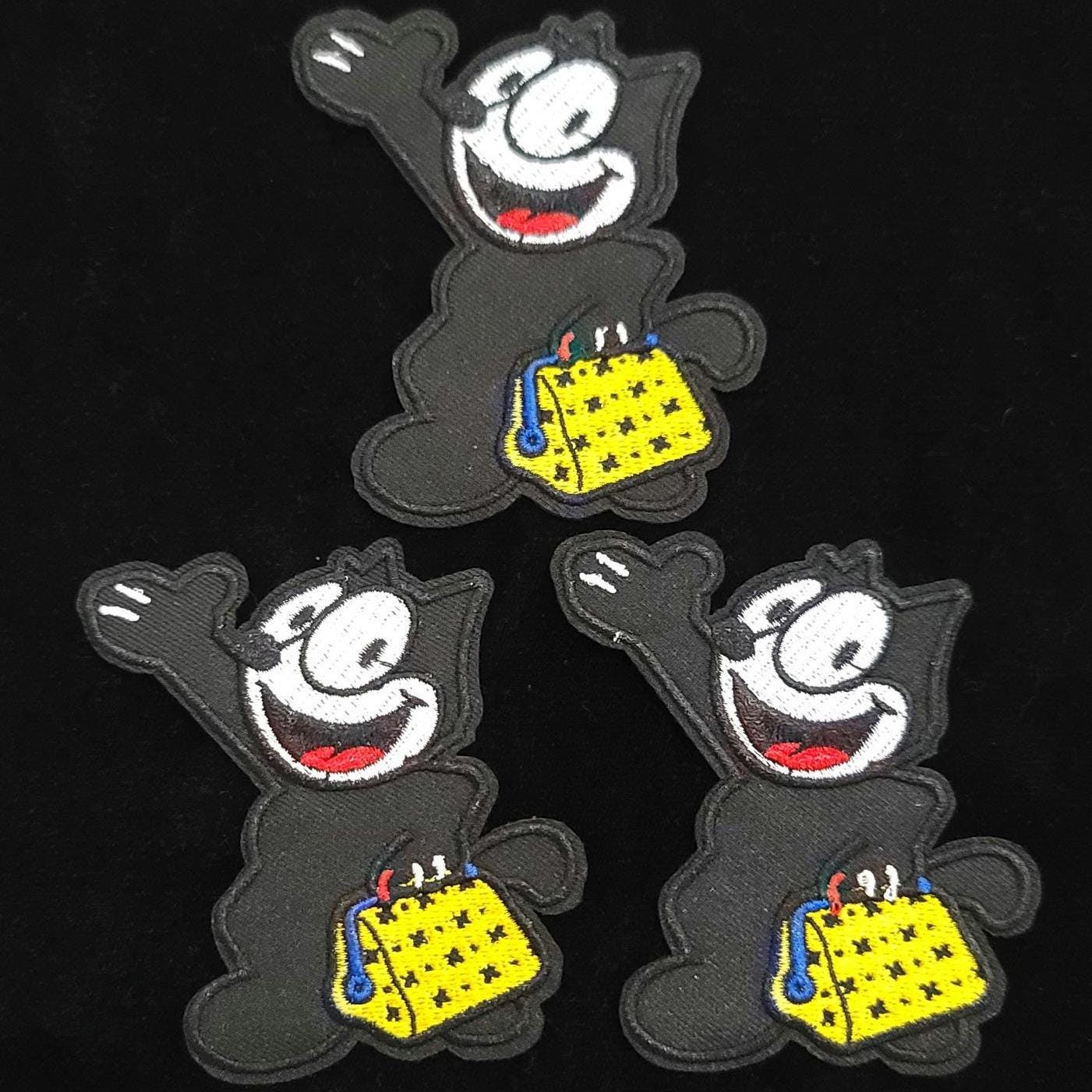 Retro Black Cat Patch – Cartoon-Style Iron-On/Sew-On Patch with Yellow Bag | Fun Vintage Vibe Appliqué